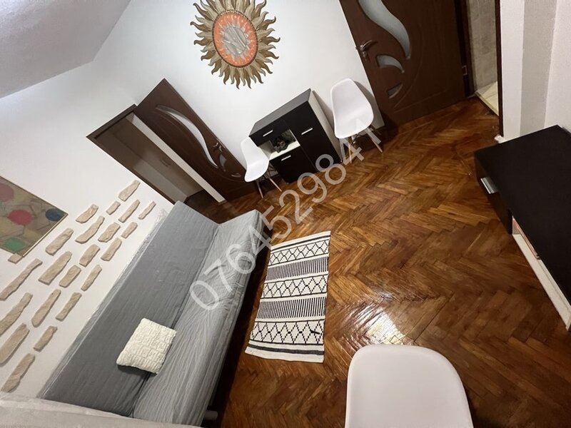 Floreasca, str. Ghita Padureanu, la 1.5km metrou Aurel Vlaicu, loc parcare