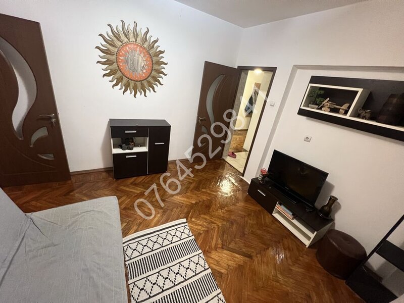 Floreasca, str. Ghita Padureanu, la 1.5km metrou Aurel Vlaicu, loc parcare